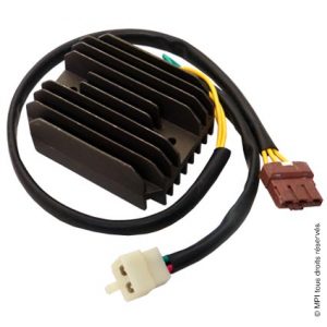RÉGULATEUR TENSION PIAGGIO